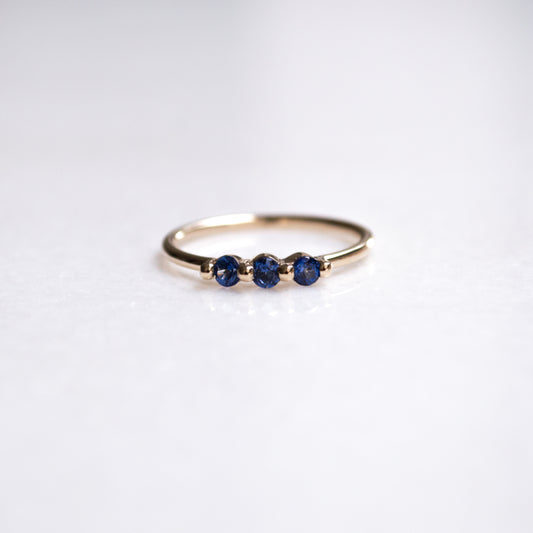 Anillo 3 Zafiros / Oro Amarillo